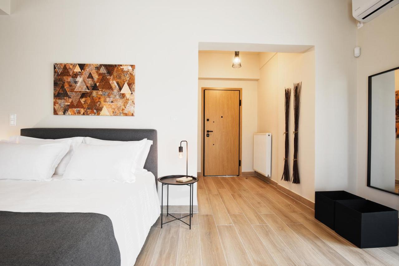 Aello Luxury Apartments Markópoulon エクステリア 写真