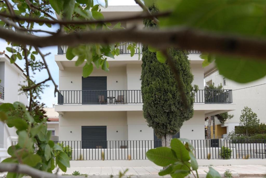 Aello Luxury Apartments Markópoulon エクステリア 写真