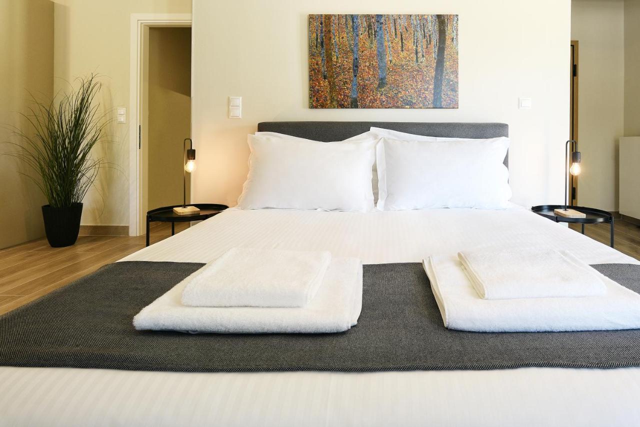 Aello Luxury Apartments Markópoulon エクステリア 写真