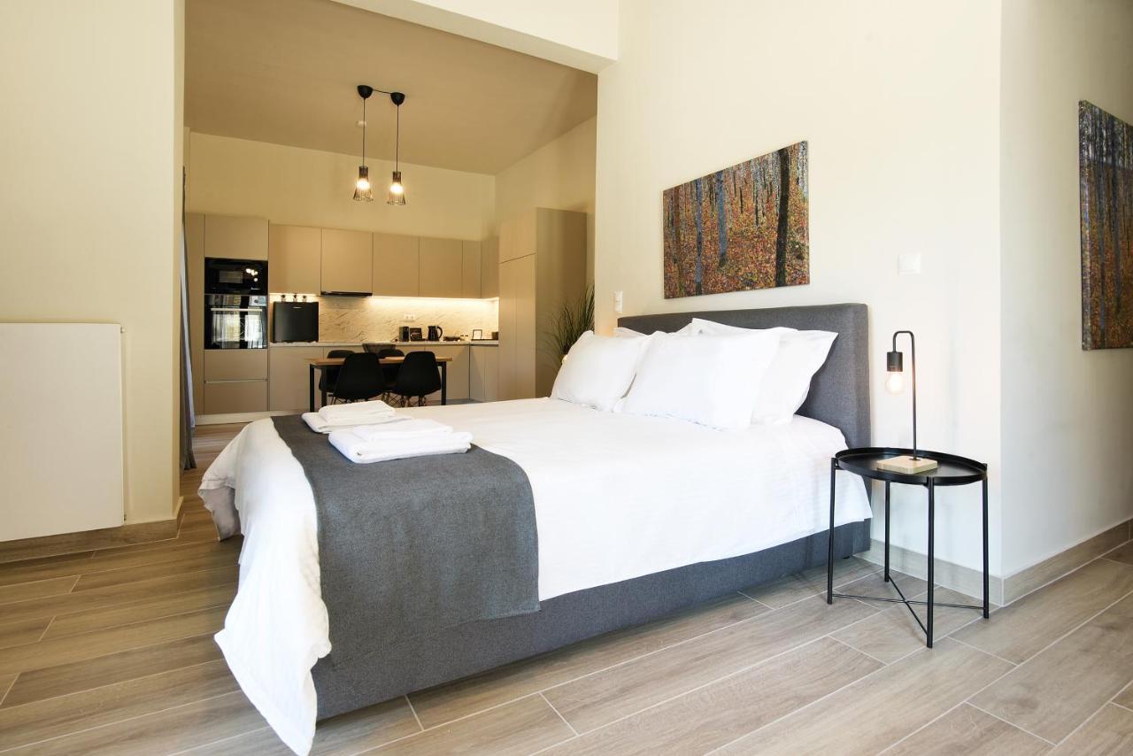 Aello Luxury Apartments Markópoulon エクステリア 写真