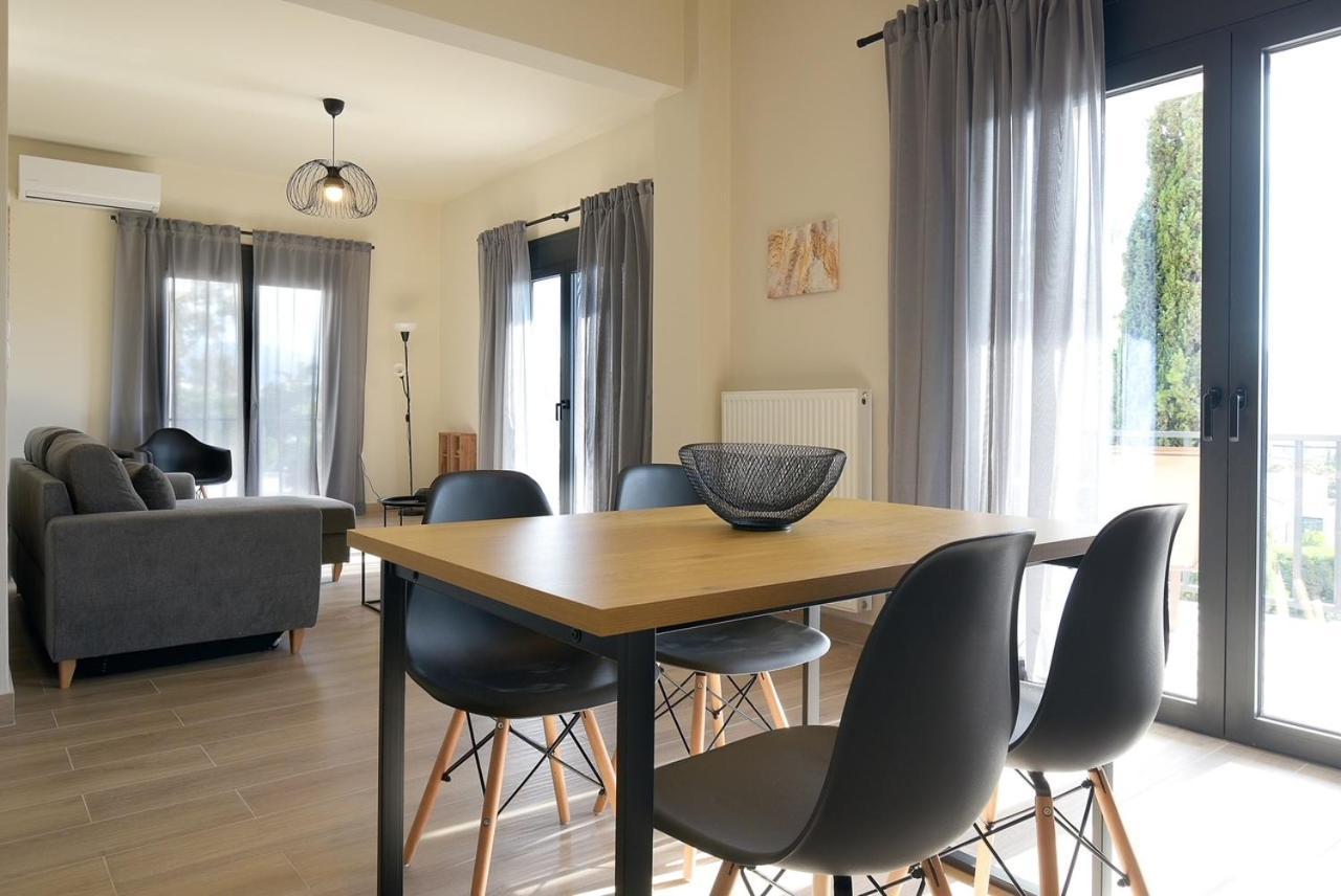 Aello Luxury Apartments Markópoulon エクステリア 写真