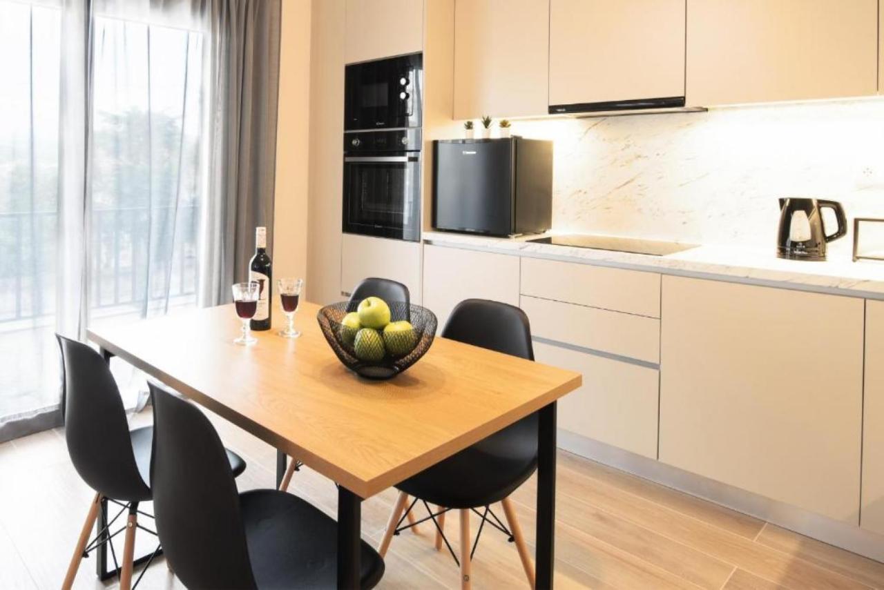 Aello Luxury Apartments Markópoulon エクステリア 写真