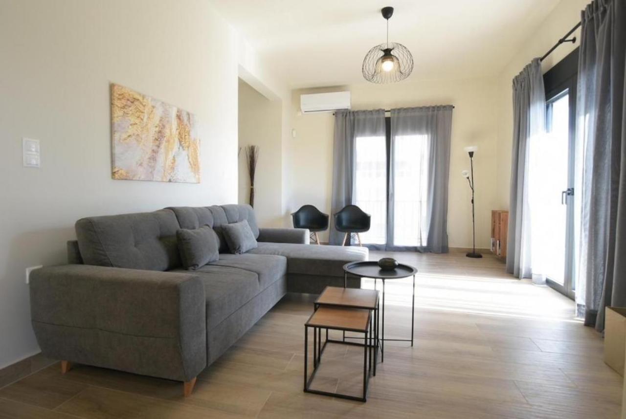 Aello Luxury Apartments Markópoulon エクステリア 写真